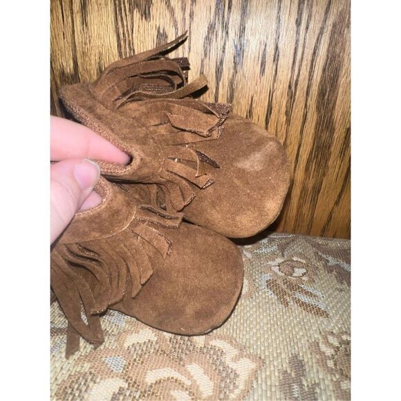 Fringe Brown Baby Boots Size Infant 2 - Picture 6 of 10